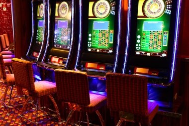 Quickspin live-dealer studio with rapid-play interface and real-time dealer conduct